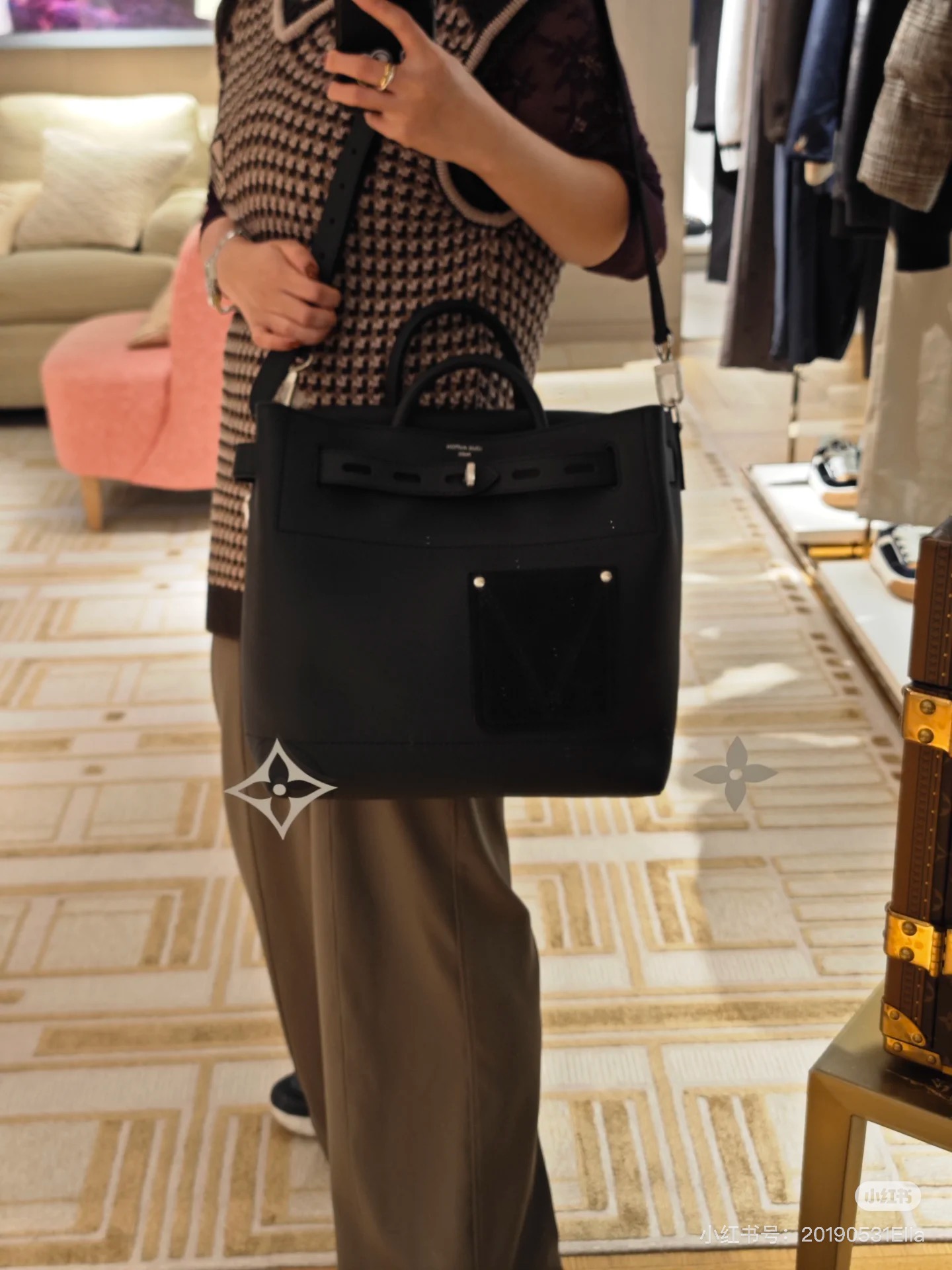 2026124173318248 270